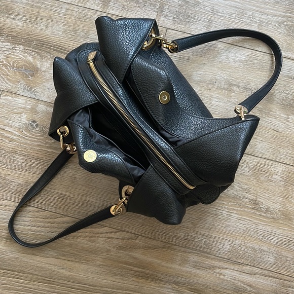 MICHAEL KORS Fulton Large Pebbled Leather Shoulder Bag - Picture 11 of 16